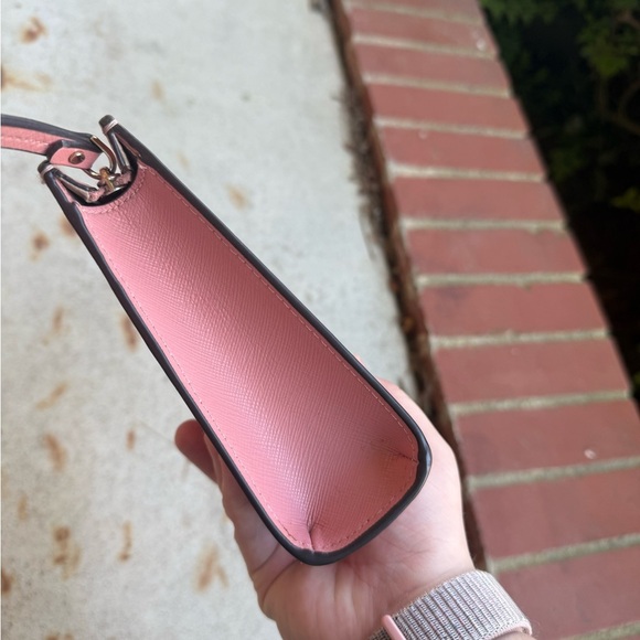 Kate Spade Wristlet - Picture 5 of 11